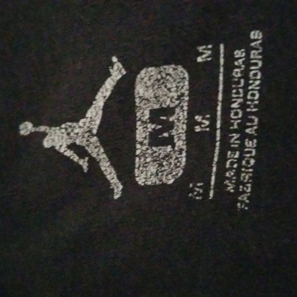 Jordan M black tshirt - Picture 2 of 4